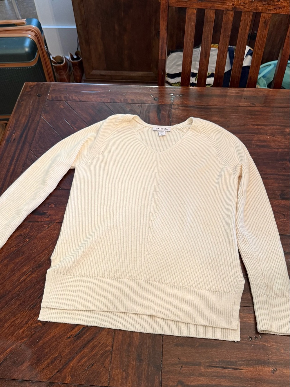 Athleta Cream Ribbed V-Neck Pullover Sweater
